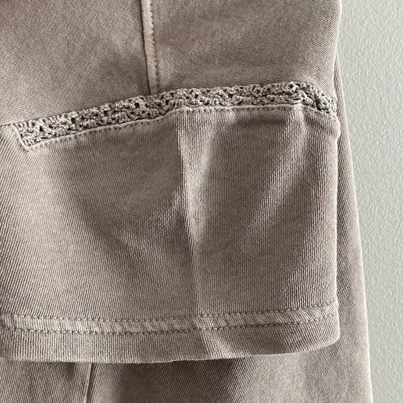 American Eagle off the shoulder cropped tee size L - Picture 6 of 8